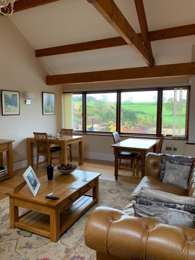 Neuadd Villa Llanwnen Extérieur photo